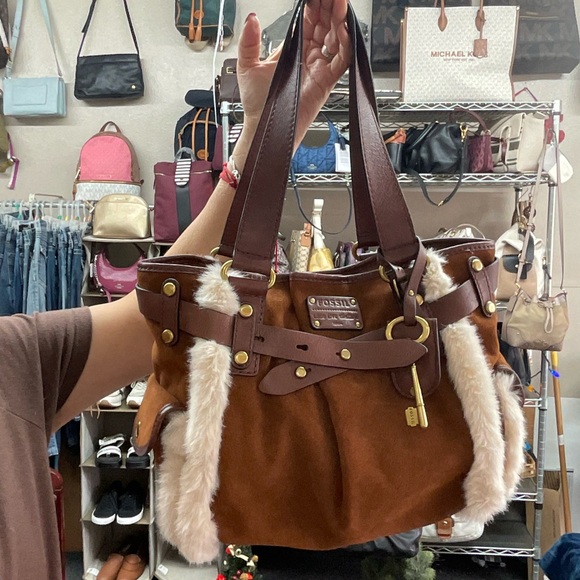 ♡Purse Show♡ - Picture 13 of 16